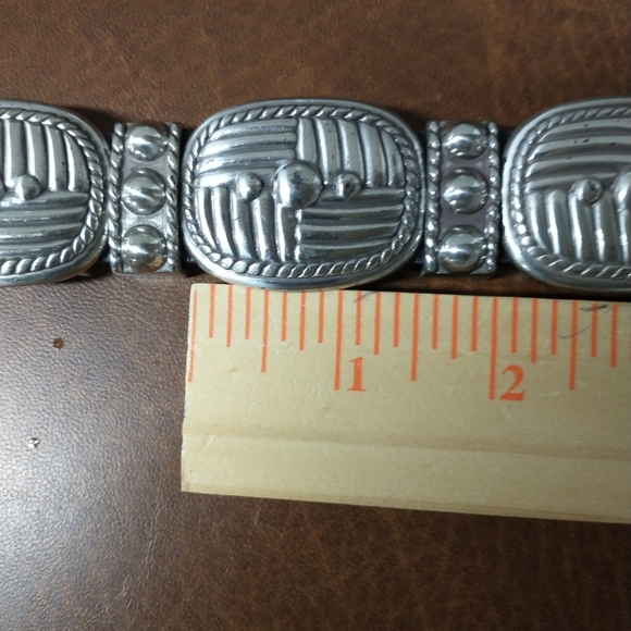 Brighton 8 silver toned Conchos 7 Separators Genuine Leather "S" - Picture 13 of 15